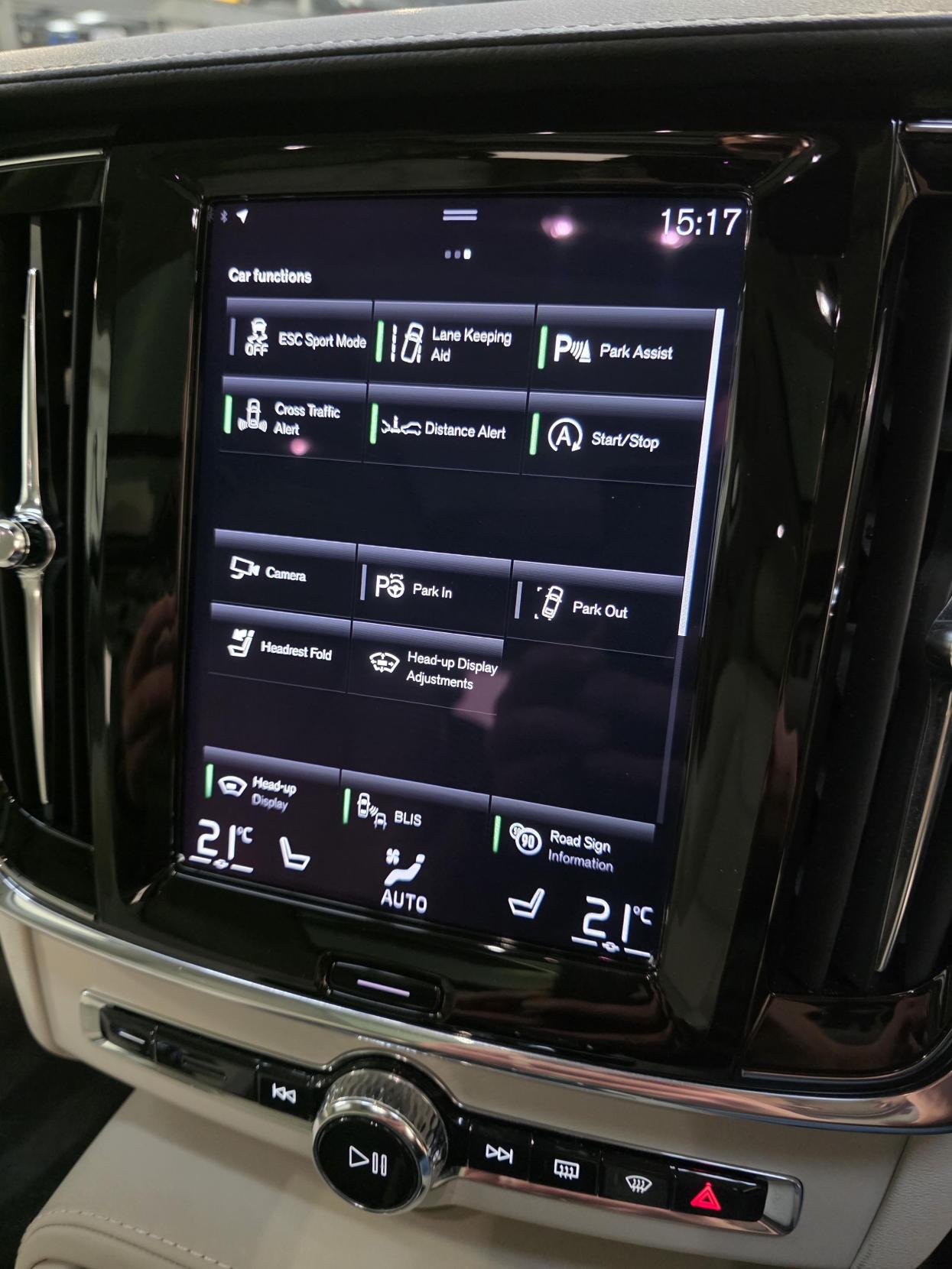 Volvo V90 2.0 D5 Inscription Estate 5dr Diesel Auto AWD Euro 6 (s/s) (235 ps)