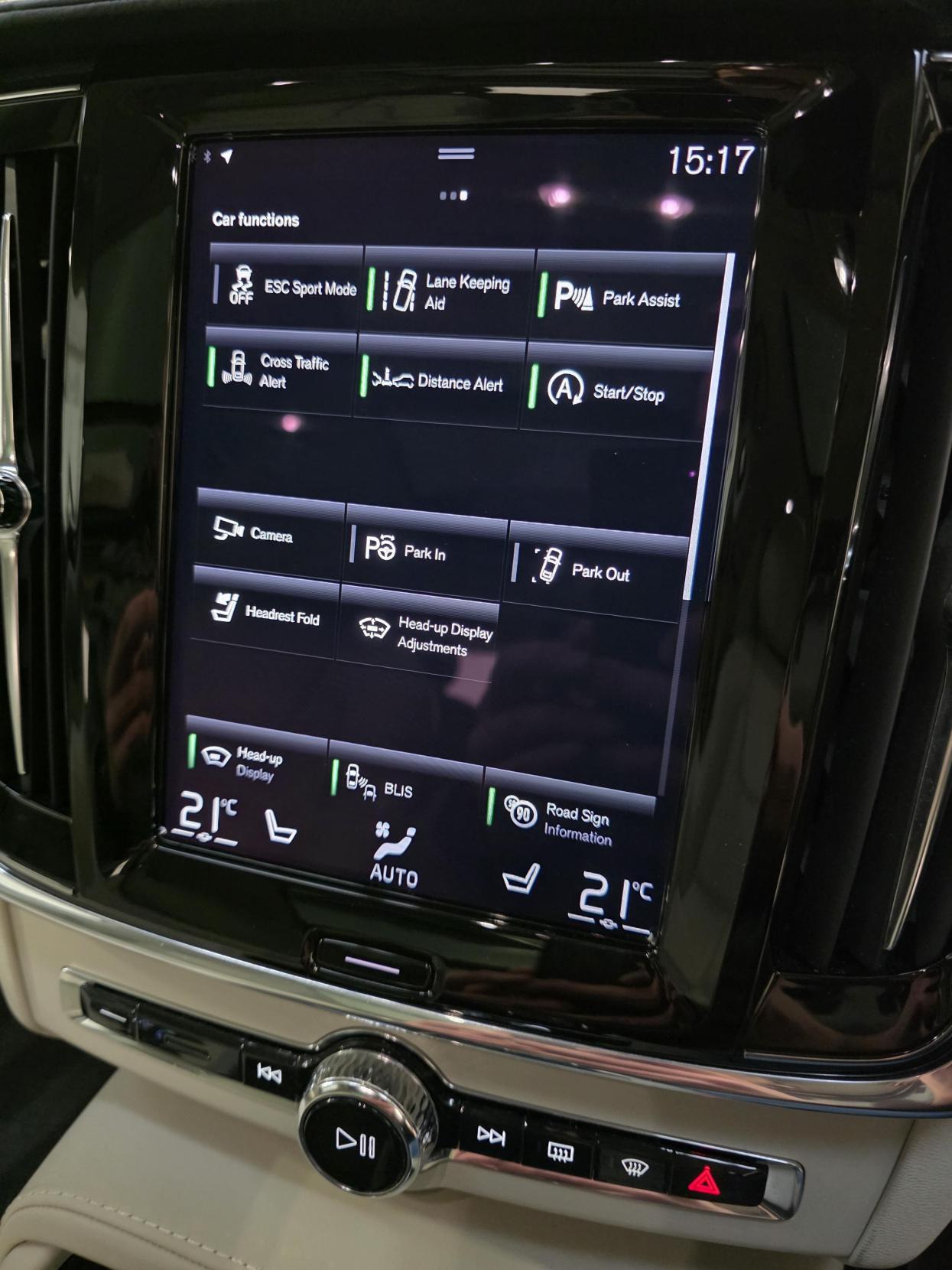 Volvo V90 2.0 D5 Inscription Estate 5dr Diesel Auto AWD Euro 6 (s/s) (235 ps)