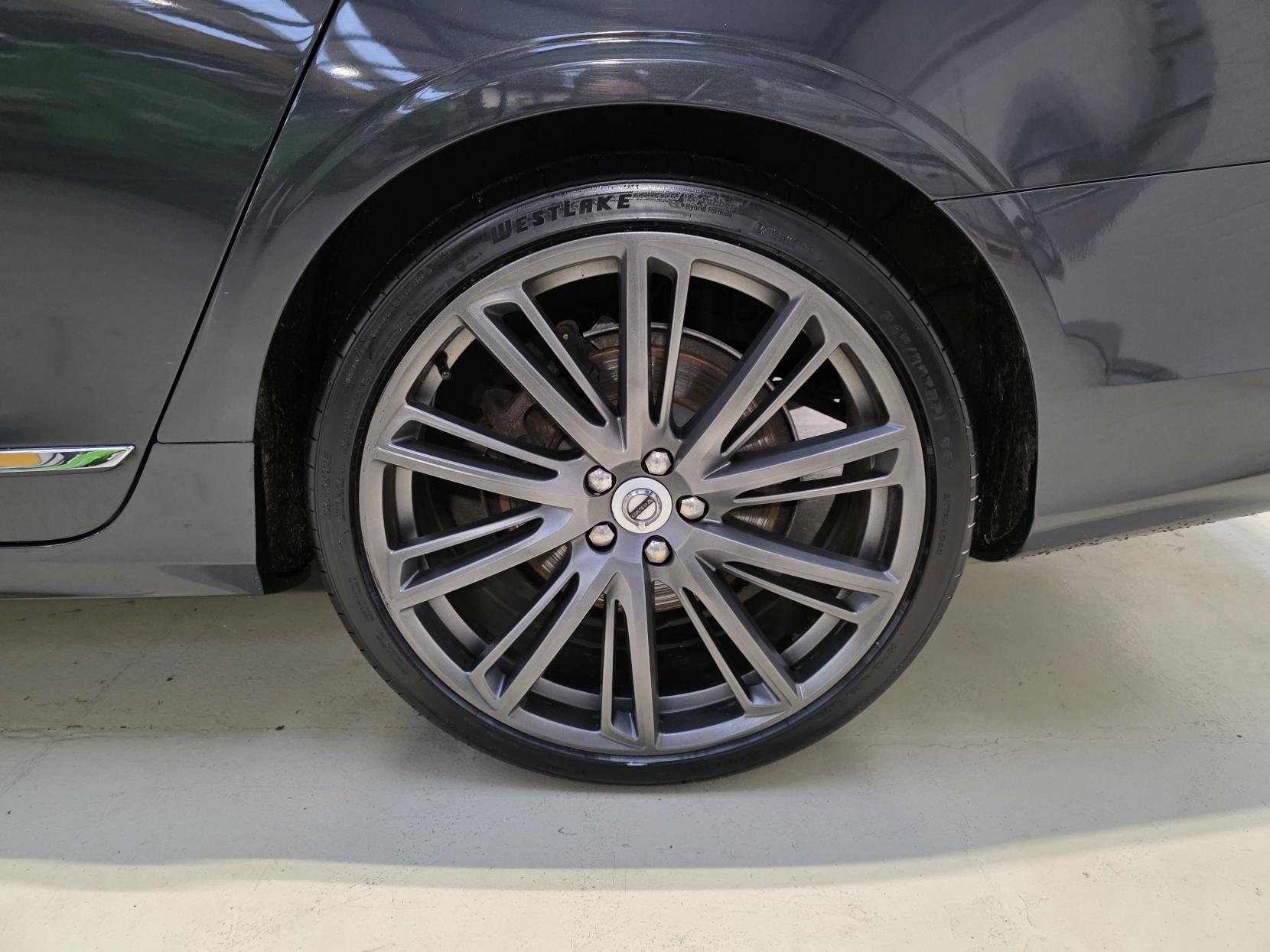 Volvo V90 2.0 D5 Inscription Estate 5dr Diesel Auto AWD Euro 6 (s/s) (235 ps)