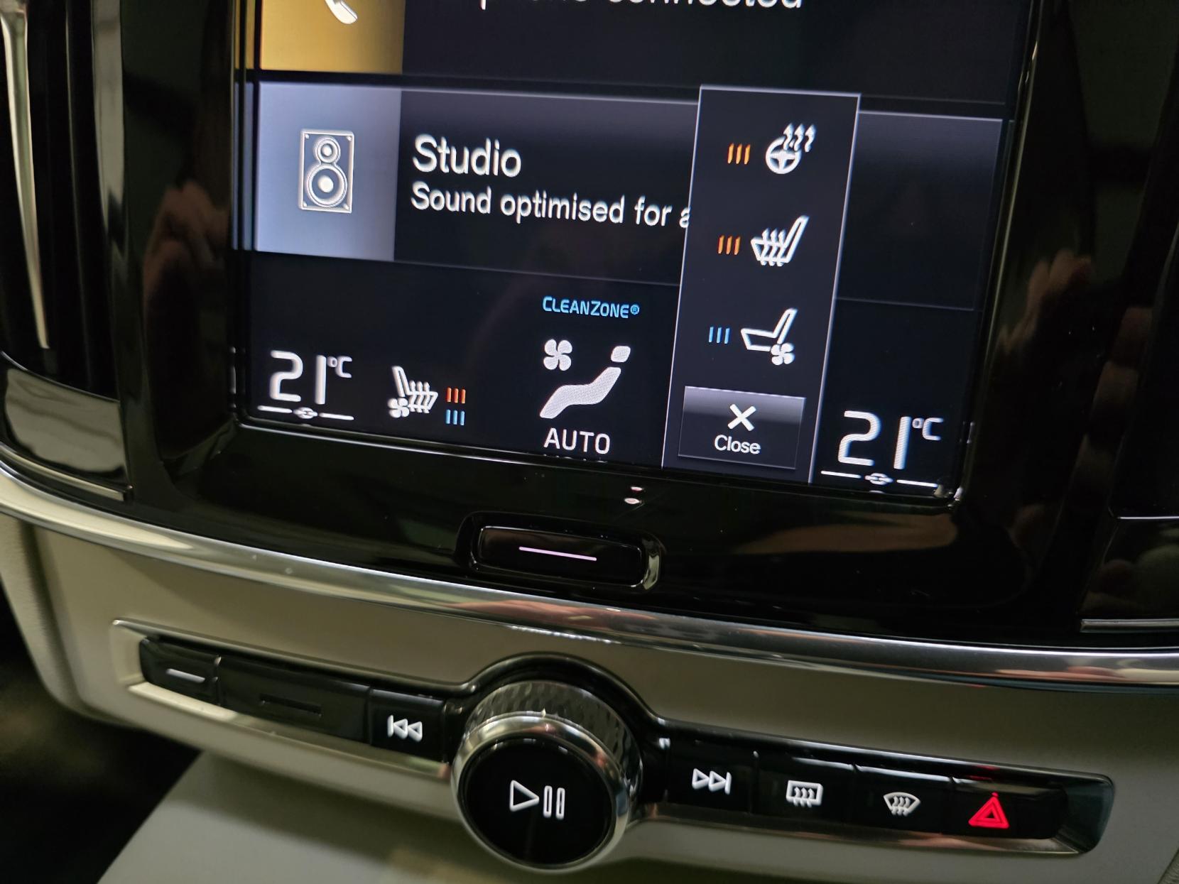 Volvo V90 2.0 D5 Inscription Estate 5dr Diesel Auto AWD Euro 6 (s/s) (235 ps)