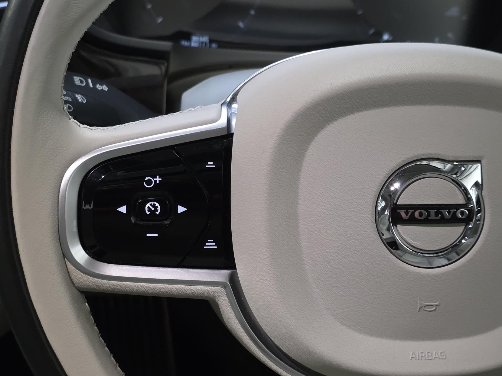 Volvo V90 2.0 D5 Inscription Estate 5dr Diesel Auto AWD Euro 6 (s/s) (235 ps)