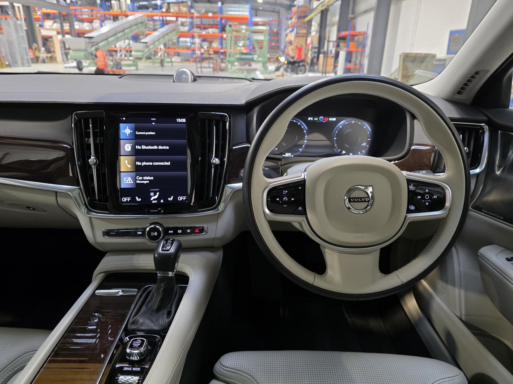 Volvo V90 2.0 D5 Inscription Estate 5dr Diesel Auto AWD Euro 6 (s/s) (235 ps)