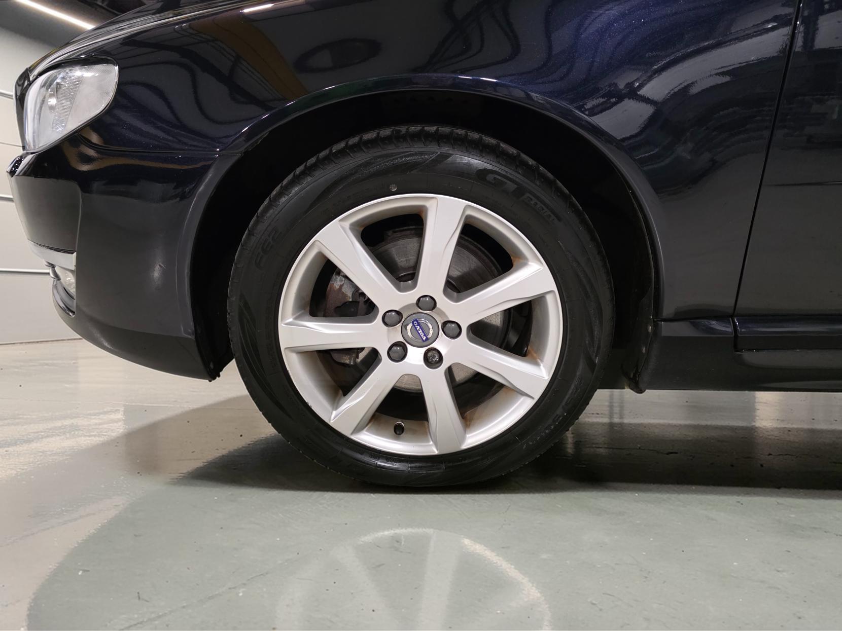 Volvo V70 2.0 D4 SE Lux Estate 5dr Diesel Auto Euro 6 (s/s) (181 ps)