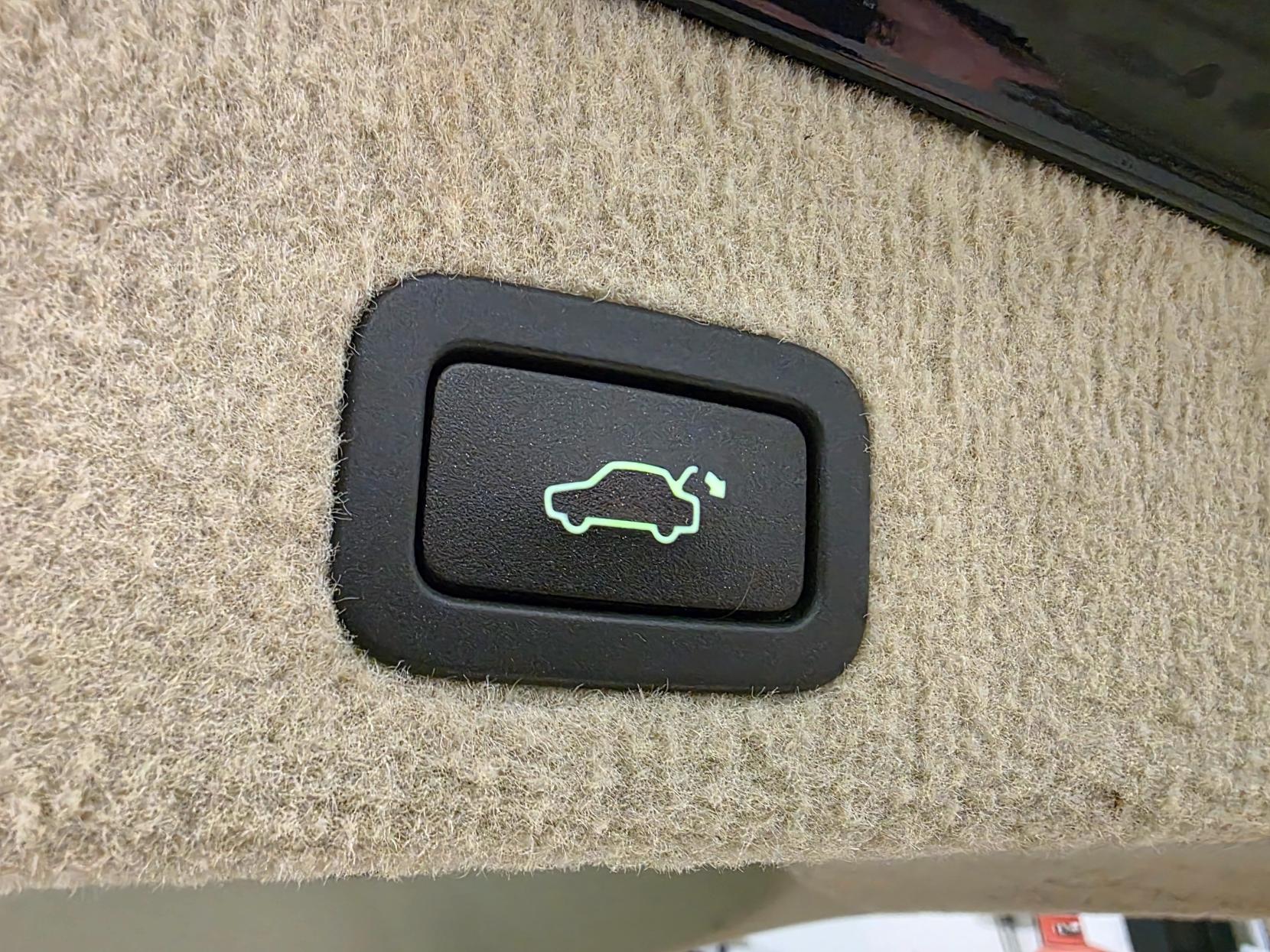 Volvo V70 2.0 D4 SE Lux Estate 5dr Diesel Auto Euro 6 (s/s) (181 ps)