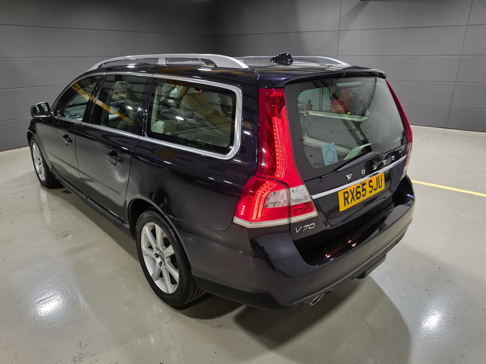 Volvo V70 2.0 D4 SE Lux Estate 5dr Diesel Auto Euro 6 (s/s) (181 ps)