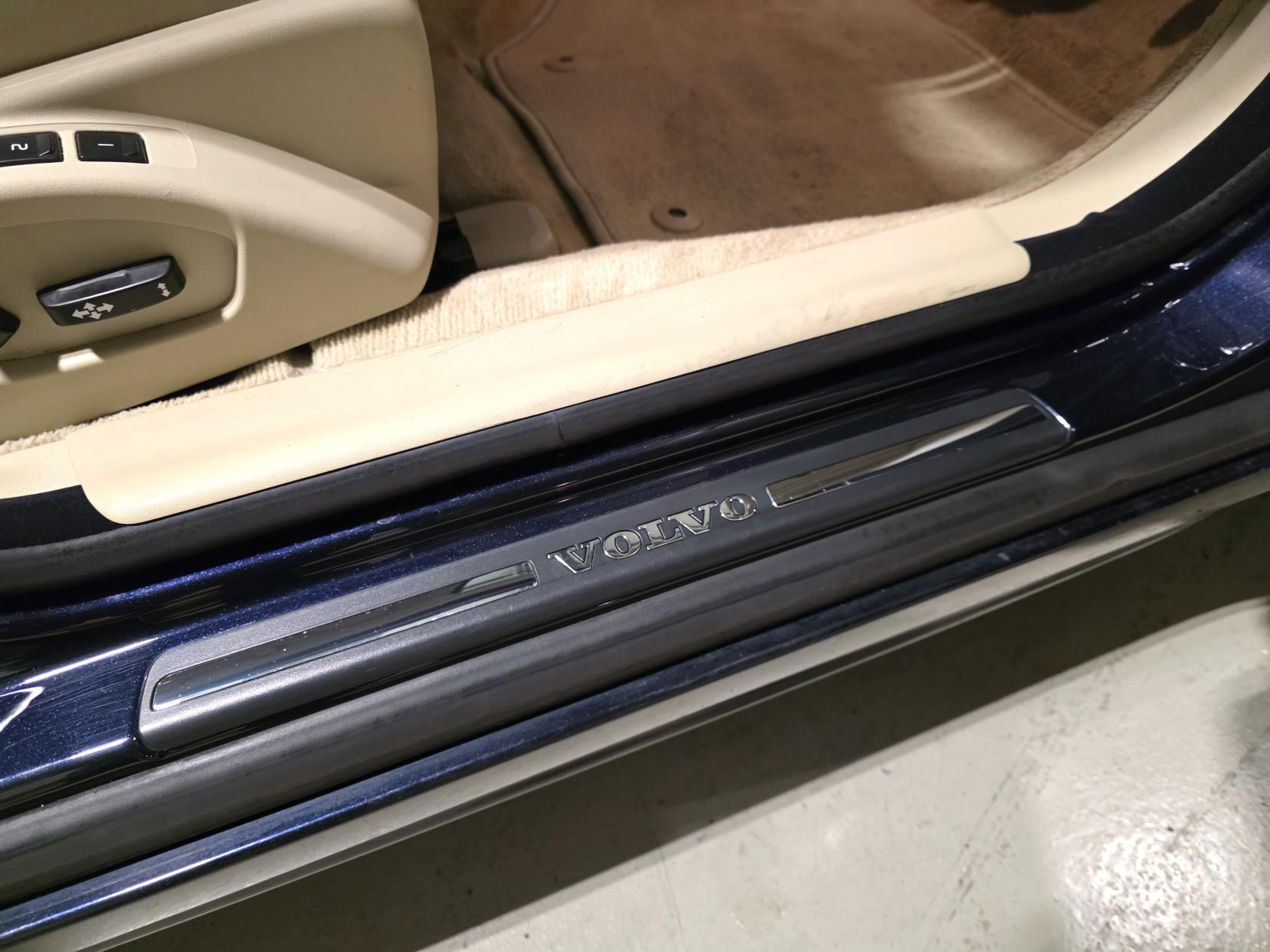 Volvo V70 2.0 D4 SE Lux Estate 5dr Diesel Auto Euro 6 (s/s) (181 ps)