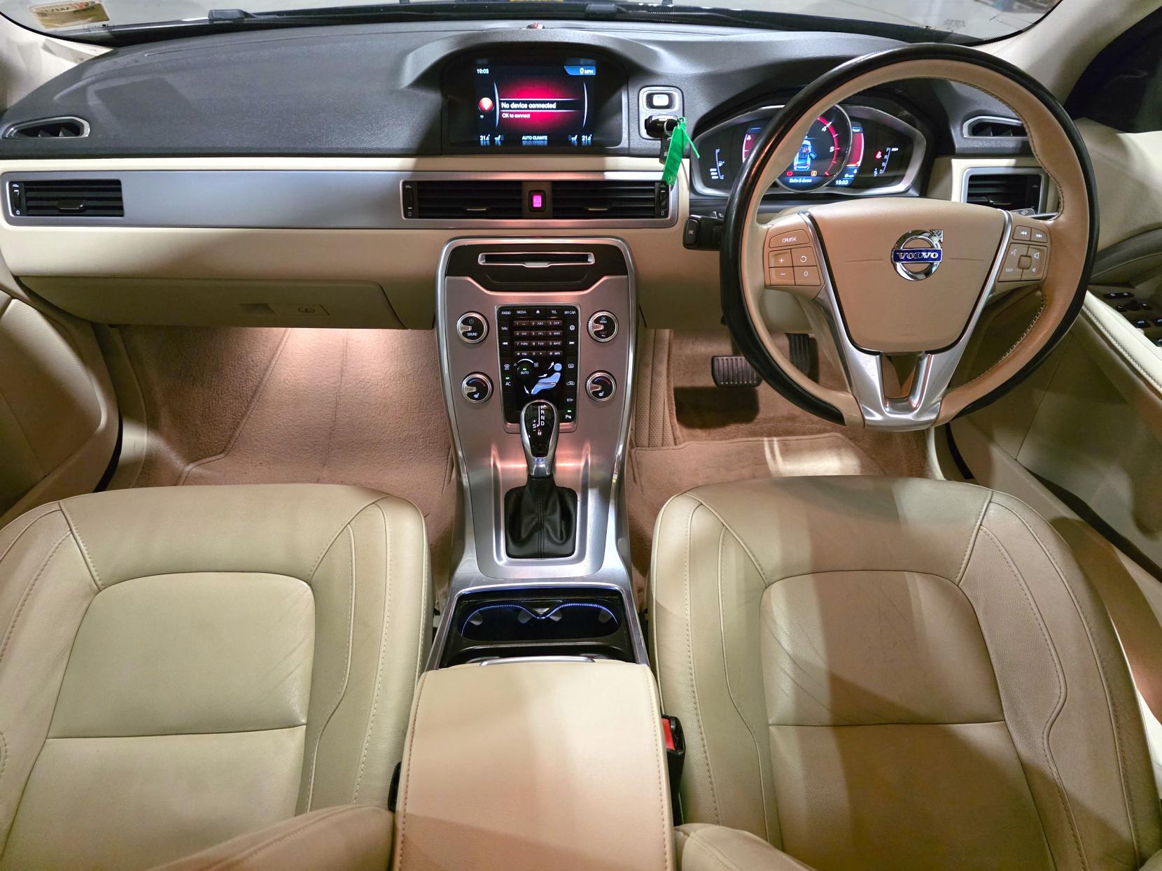 Volvo V70 2.0 D4 SE Lux Estate 5dr Diesel Auto Euro 6 (s/s) (181 ps)