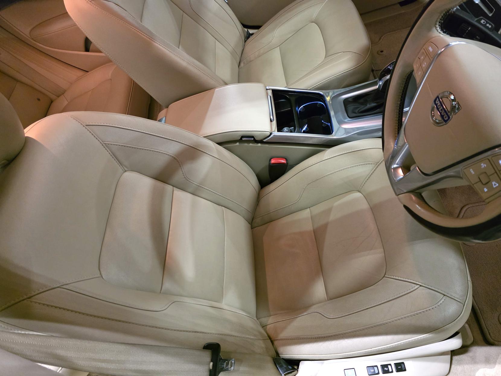 Volvo V70 2.0 D4 SE Lux Estate 5dr Diesel Auto Euro 6 (s/s) (181 ps)