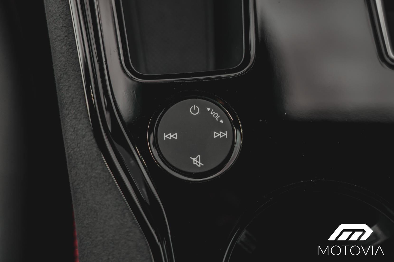 Audi RS e-tron GT 93.4kWh Carbon Vorsprung Saloon 4dr Electric Auto quattro (598 ps)