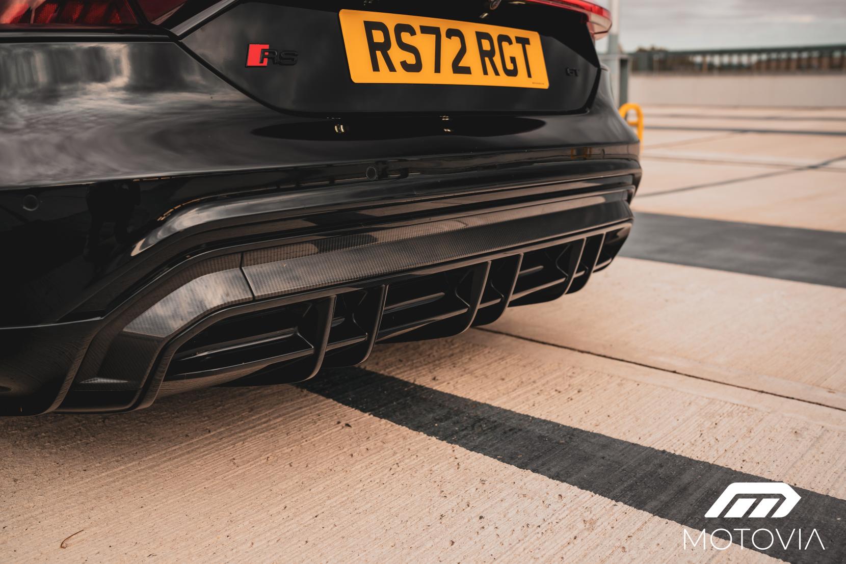 Audi RS e-tron GT 93.4kWh Carbon Vorsprung Saloon 4dr Electric Auto quattro (598 ps)