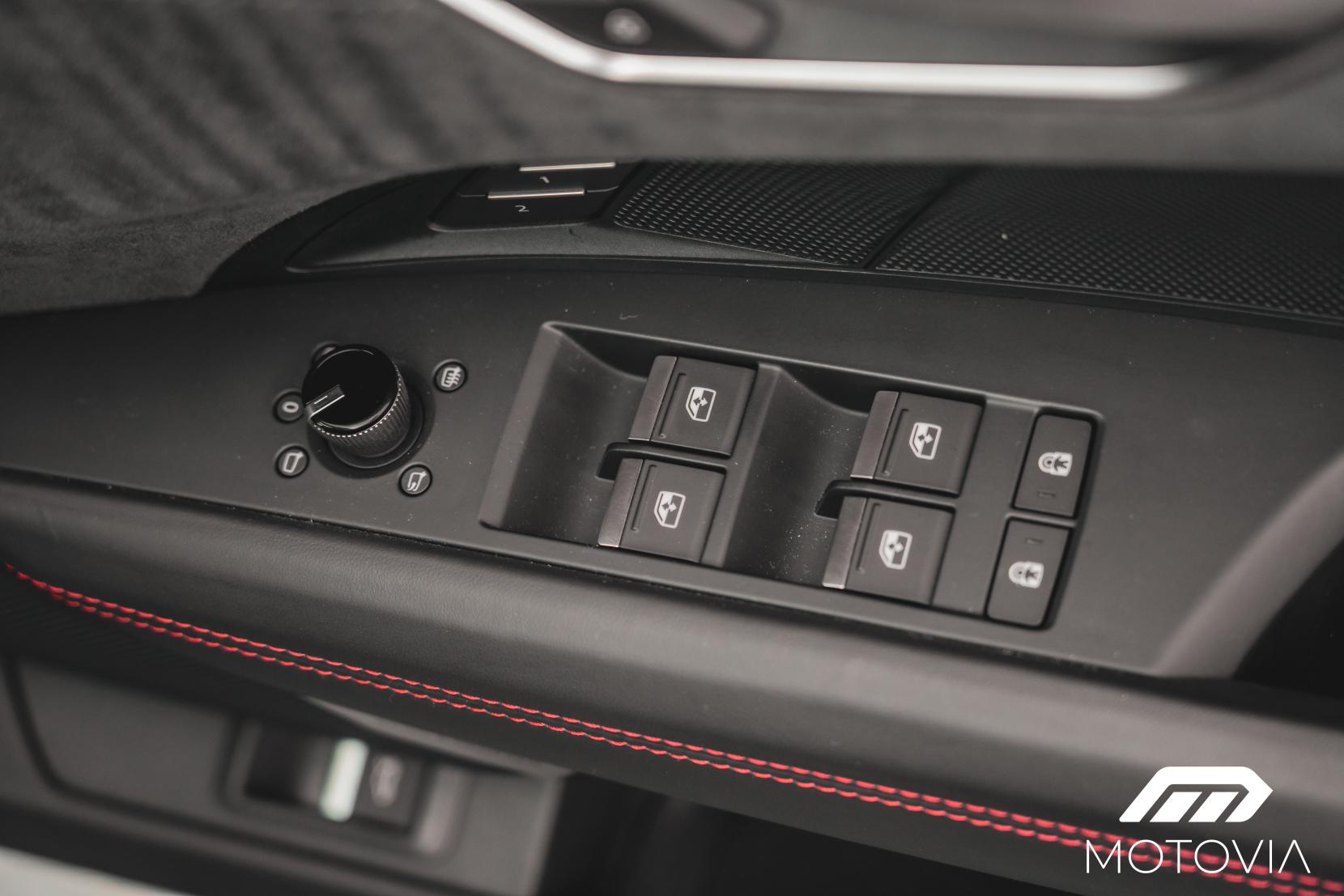 Audi RS e-tron GT 93.4kWh Carbon Vorsprung Saloon 4dr Electric Auto quattro (598 ps)