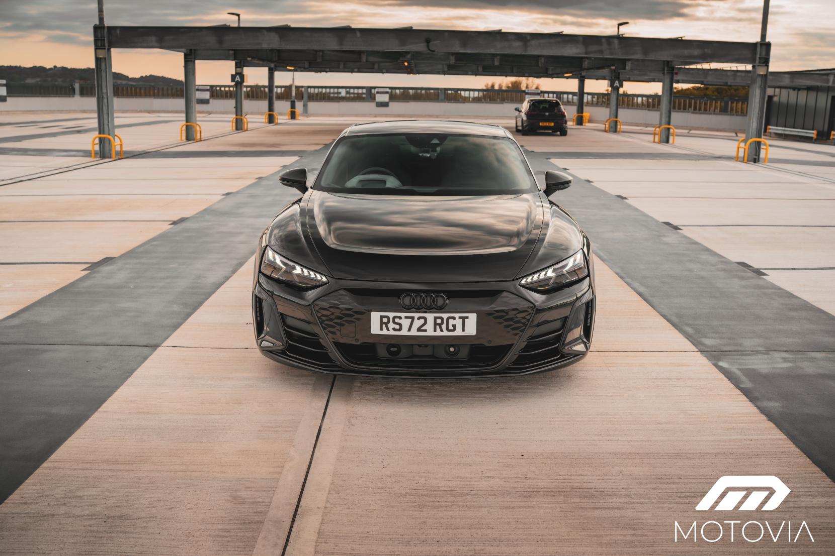 Audi RS e-tron GT 93.4kWh Carbon Vorsprung Saloon 4dr Electric Auto quattro (598 ps)