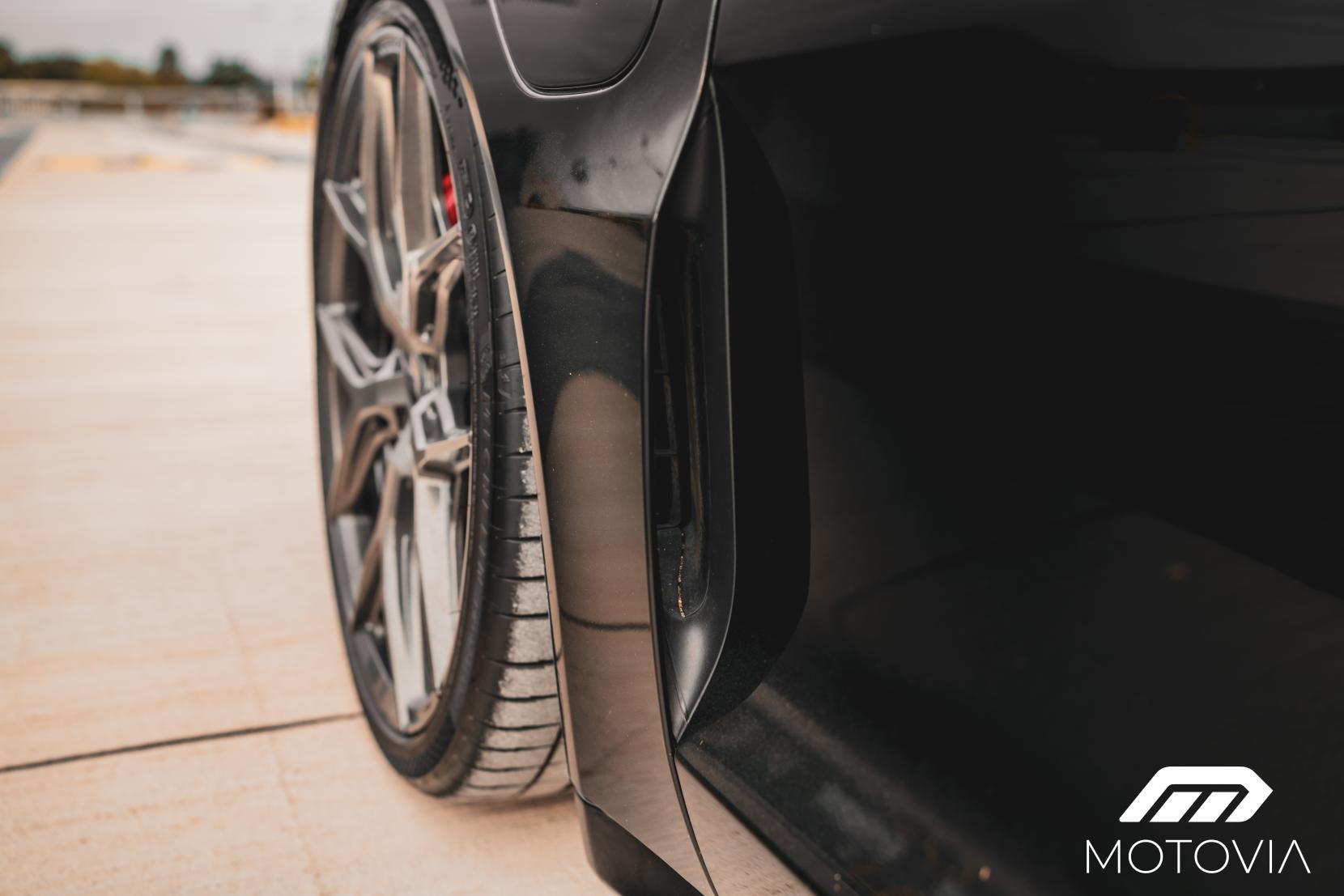 Audi RS e-tron GT 93.4kWh Carbon Vorsprung Saloon 4dr Electric Auto quattro (598 ps)