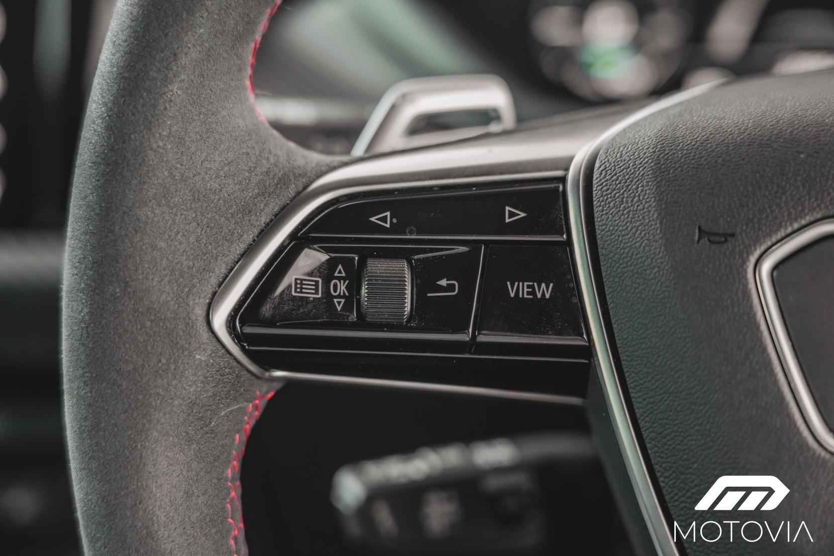 Audi RS e-tron GT 93.4kWh Carbon Vorsprung Saloon 4dr Electric Auto quattro (598 ps)