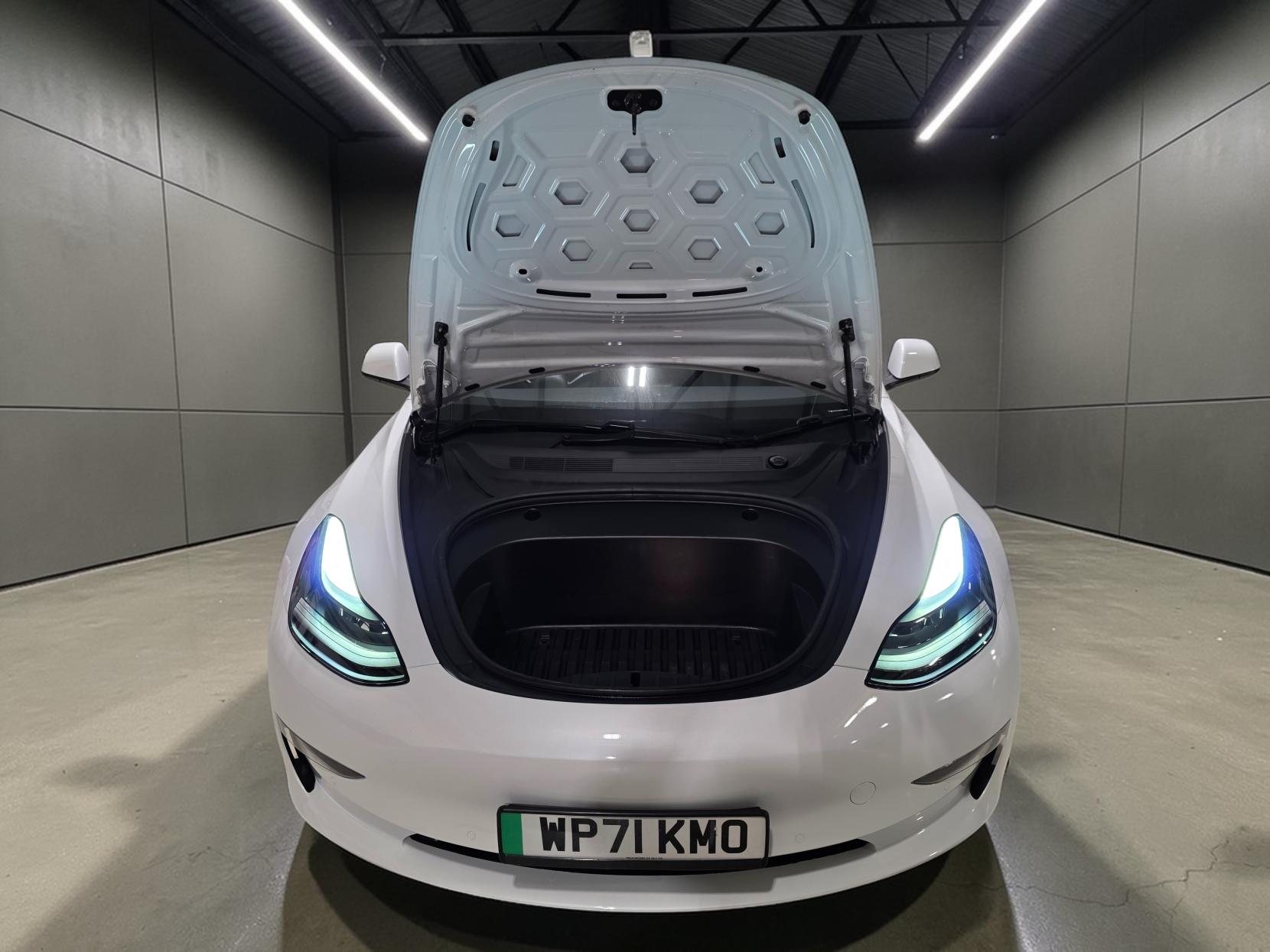 Tesla Model 3 (Dual Motor) Long Range Saloon 4dr Electric Auto 4WDE (346 ps)