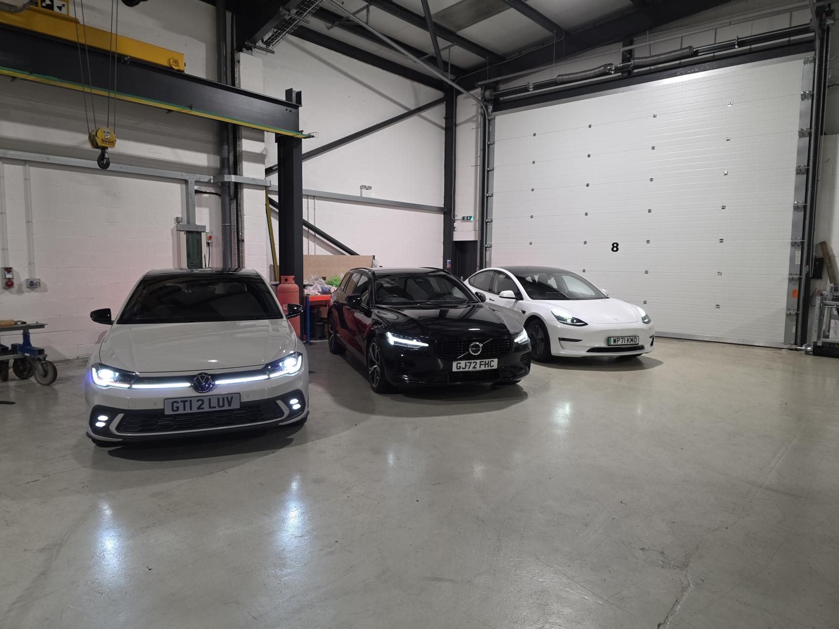 Tesla Model 3 (Dual Motor) Long Range Saloon 4dr Electric Auto 4WDE (346 ps)