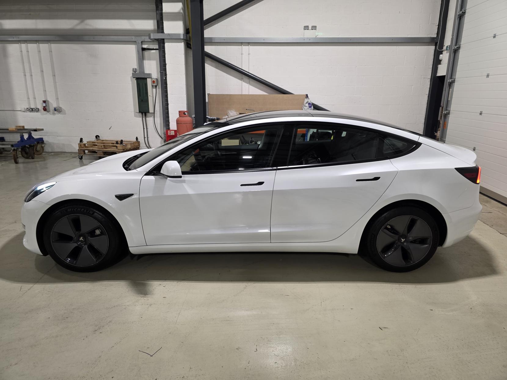 Tesla Model 3 (Dual Motor) Long Range Saloon 4dr Electric Auto 4WDE (346 ps)