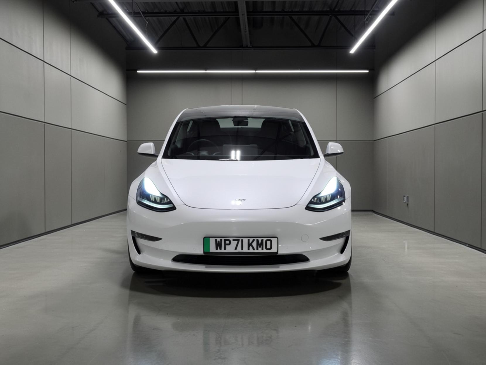 Tesla Model 3 (Dual Motor) Long Range Saloon 4dr Electric Auto 4WDE (346 ps)