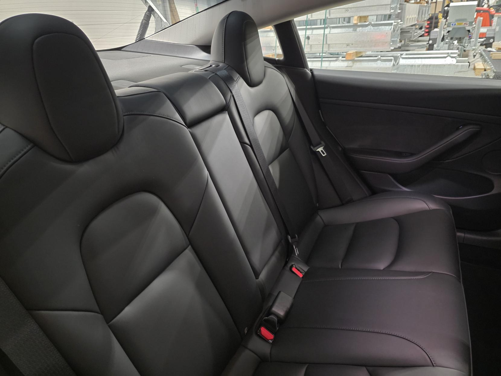 Tesla Model 3 (Dual Motor) Long Range Saloon 4dr Electric Auto 4WDE (346 ps)