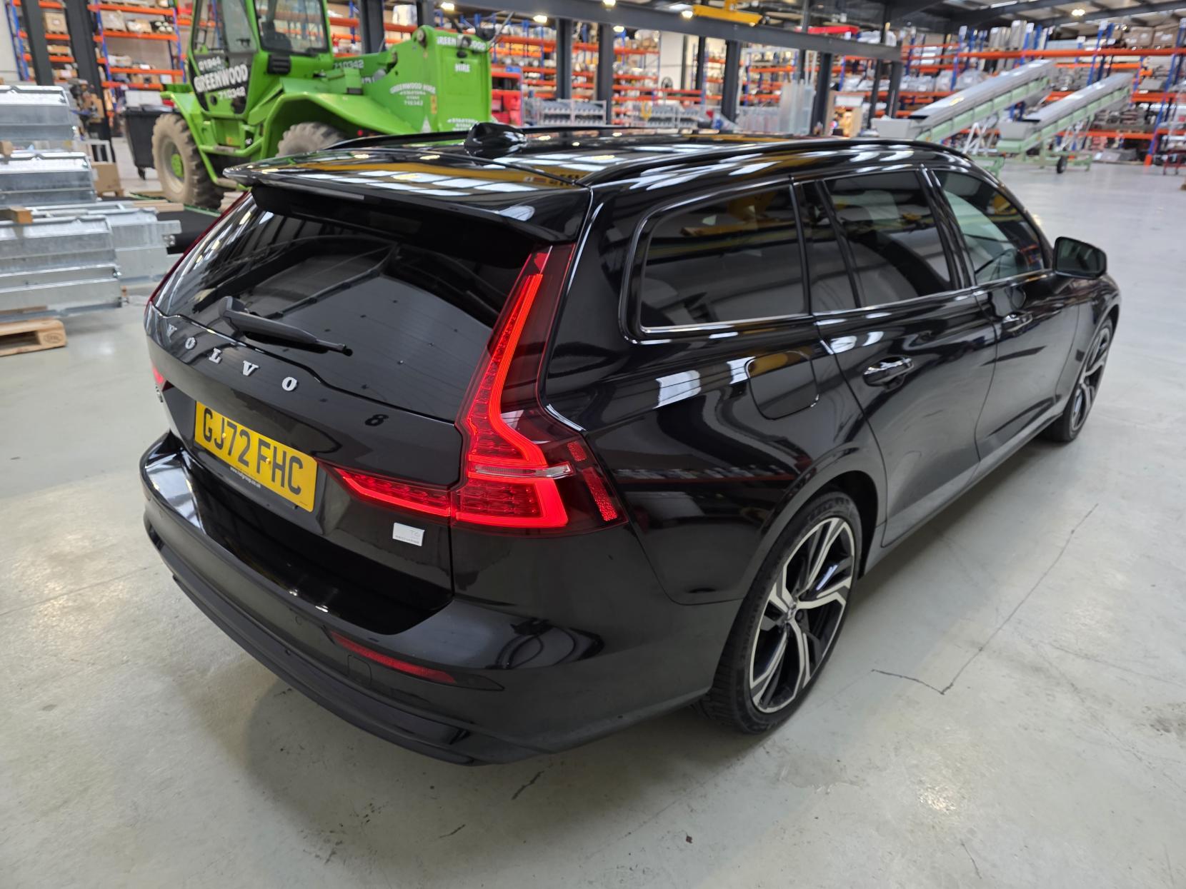 Volvo V60 2.0h T6 Recharge 18.8kWh Plus Dark Estate 5dr Petrol Plug-in Hybrid Auto AWD Euro 6 (s/s) (350 ps)