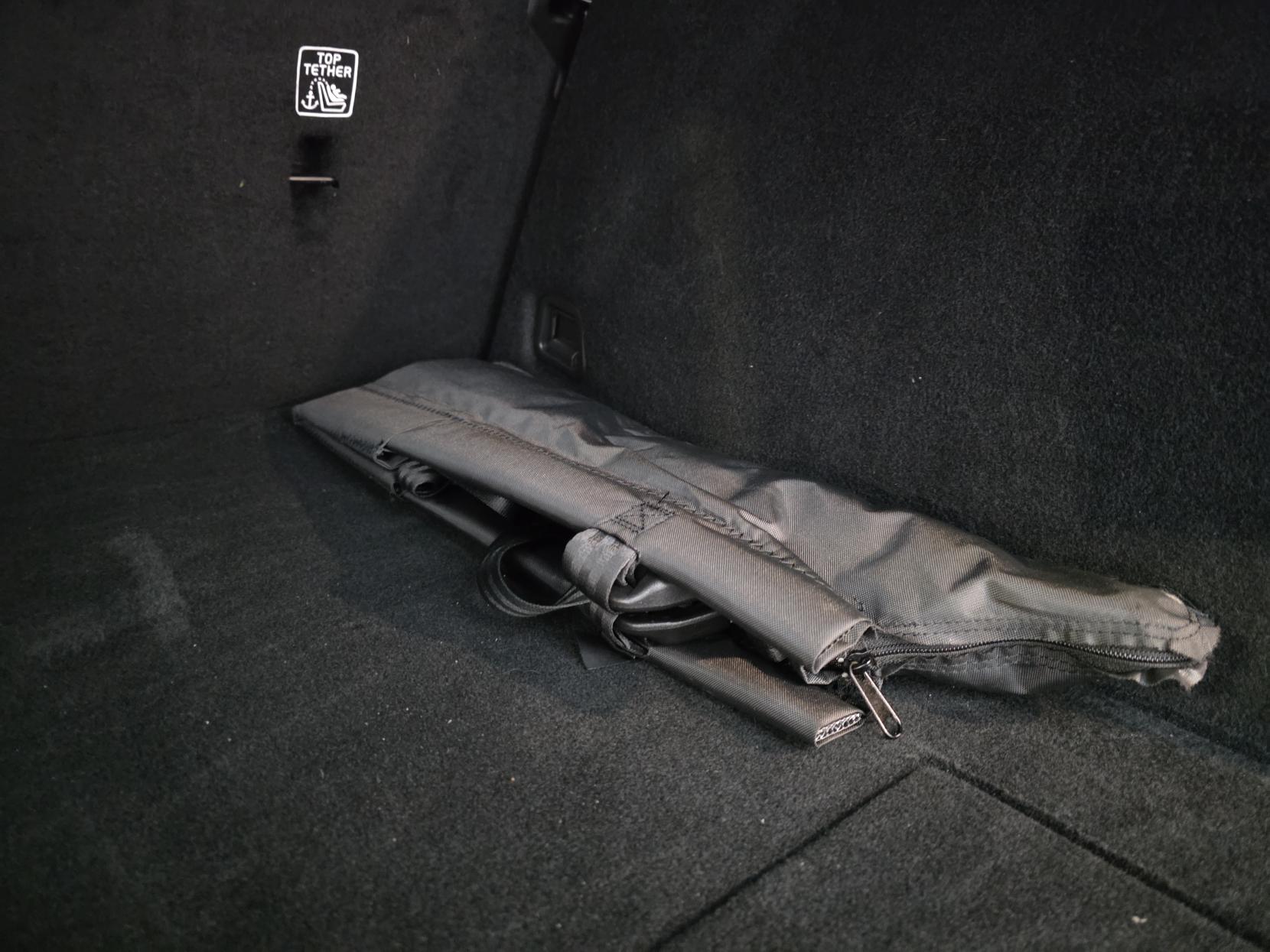 Volvo V60 2.0h T6 Recharge 18.8kWh Plus Dark Estate 5dr Petrol Plug-in Hybrid Auto AWD Euro 6 (s/s) (350 ps)