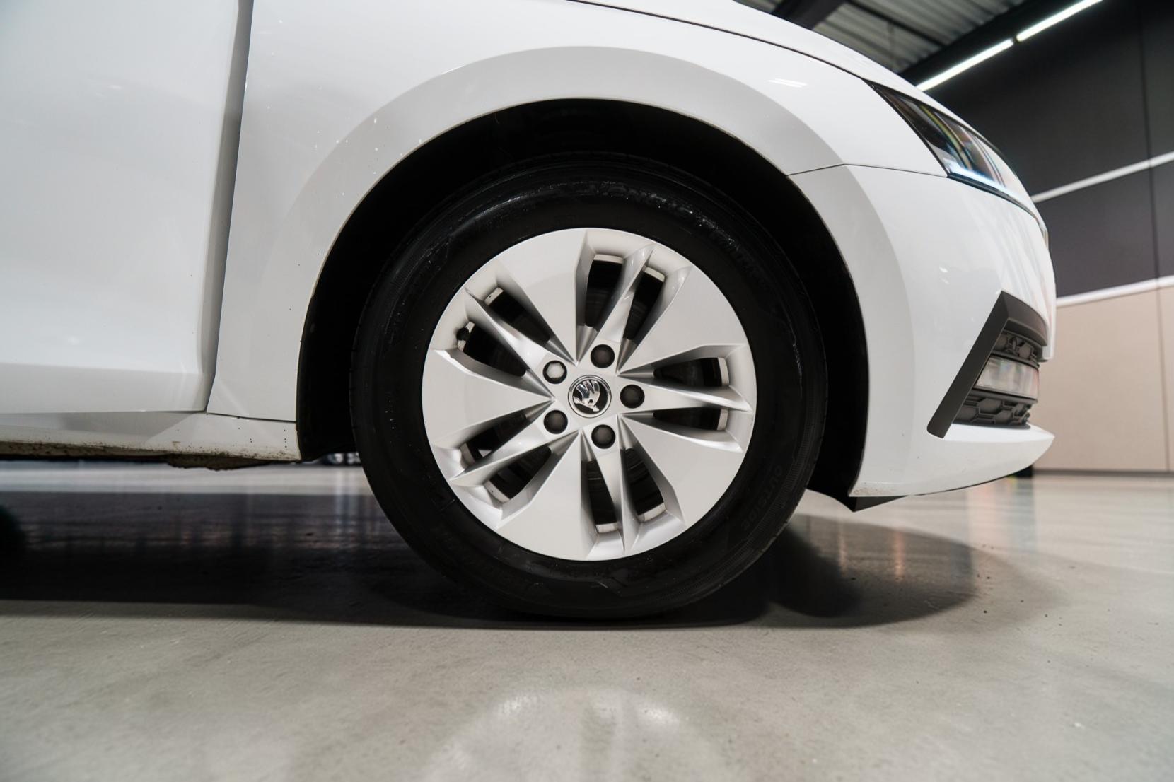 Skoda Octavia 2.0 TDI SE Technology Estate 5dr Diesel DSG Euro 6 (s/s) (116 ps)