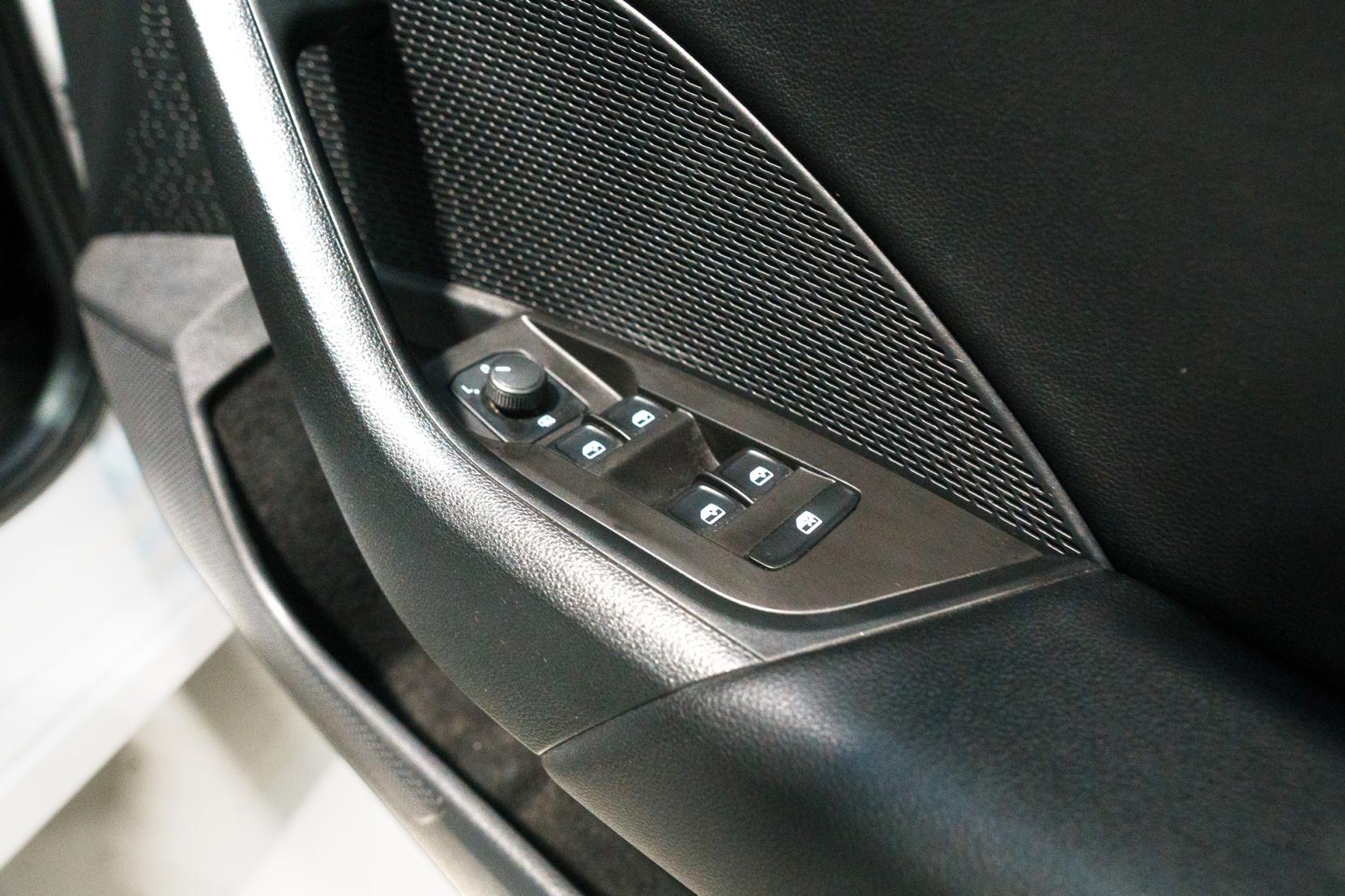 Skoda Octavia 2.0 TDI SE Technology Estate 5dr Diesel DSG Euro 6 (s/s) (116 ps)