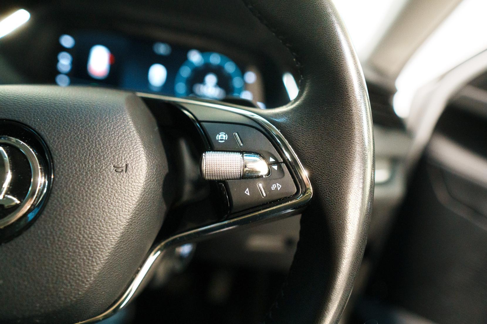 Skoda Octavia 2.0 TDI SE Technology Estate 5dr Diesel DSG Euro 6 (s/s) (116 ps)