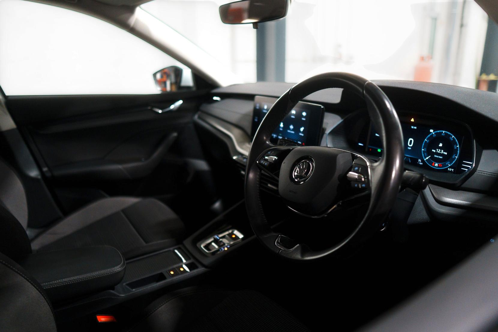 Skoda Octavia 2.0 TDI SE Technology Estate 5dr Diesel DSG Euro 6 (s/s) (116 ps)