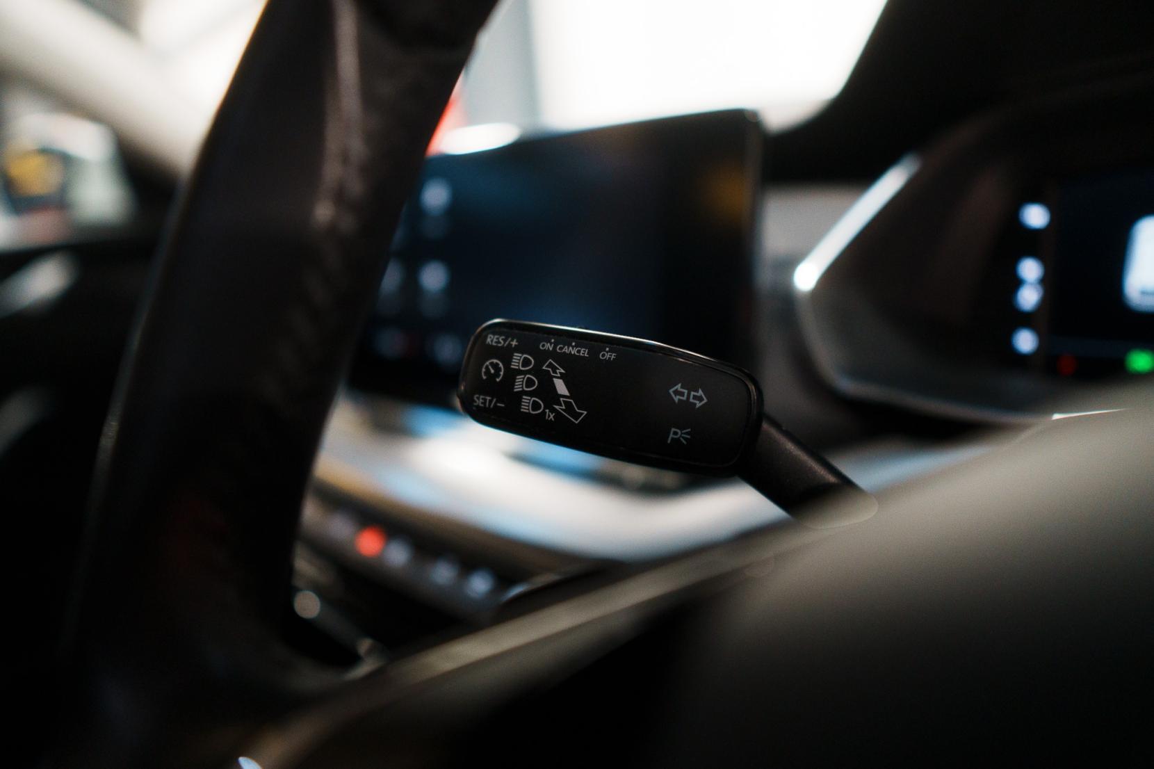 Skoda Octavia 2.0 TDI SE Technology Estate 5dr Diesel DSG Euro 6 (s/s) (116 ps)